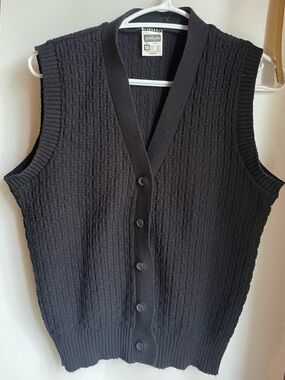Button up vest